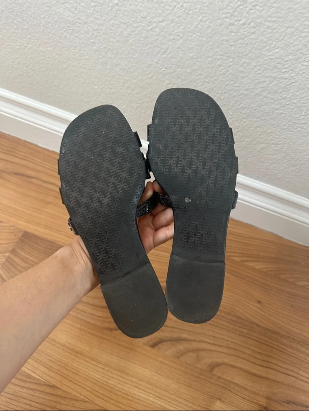 Sam Edelman Bay Cutout Slide Sanda 6.5 - Picture 4 of 7